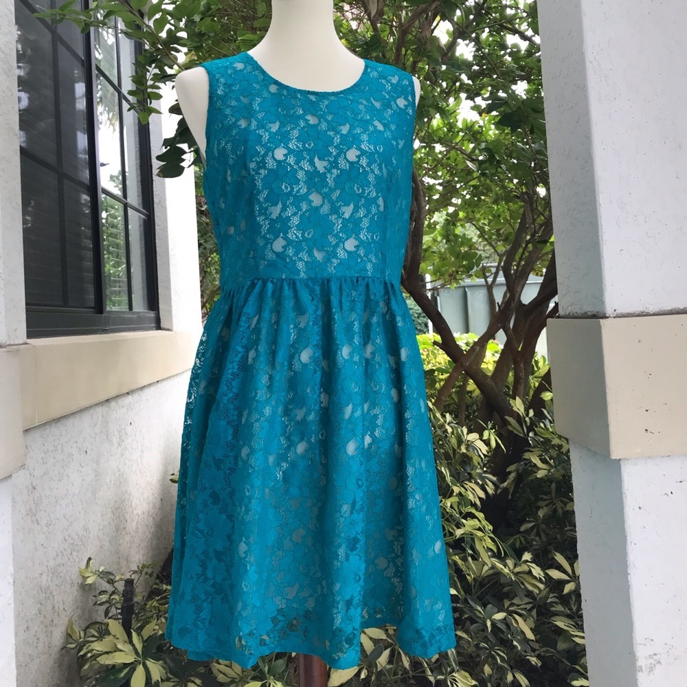 French Connection Lace sleeveless Dress
